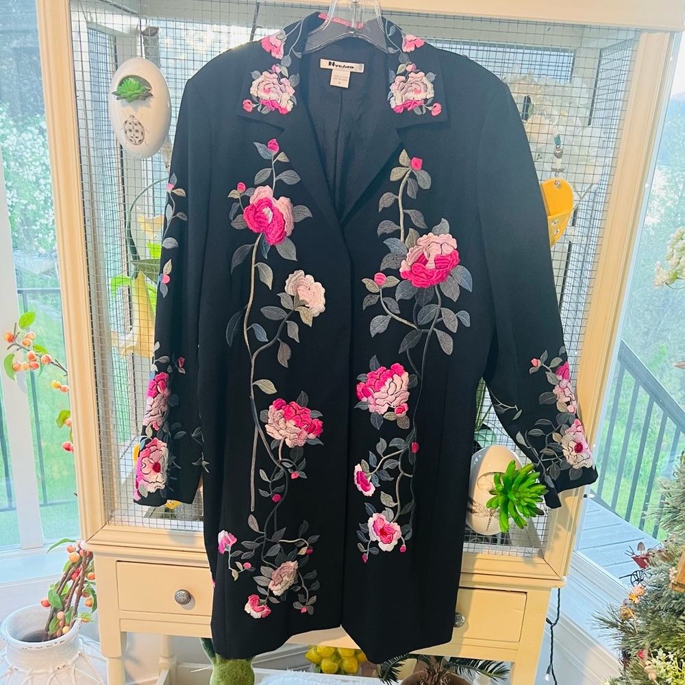Peter Nygard Black Long Dress Coat with Pink Floral Embroidery 16